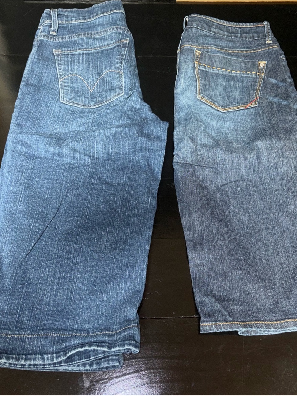 Levi's Women's Blue Cropped Ankle Jeans